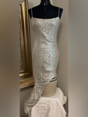 Thirty Thirty LA  Women’s Silver Sequenced Bodycon Dress Size M